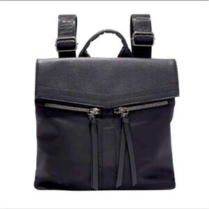 Botkier New York trigger backpack NEW black Wide Comfort Straps
